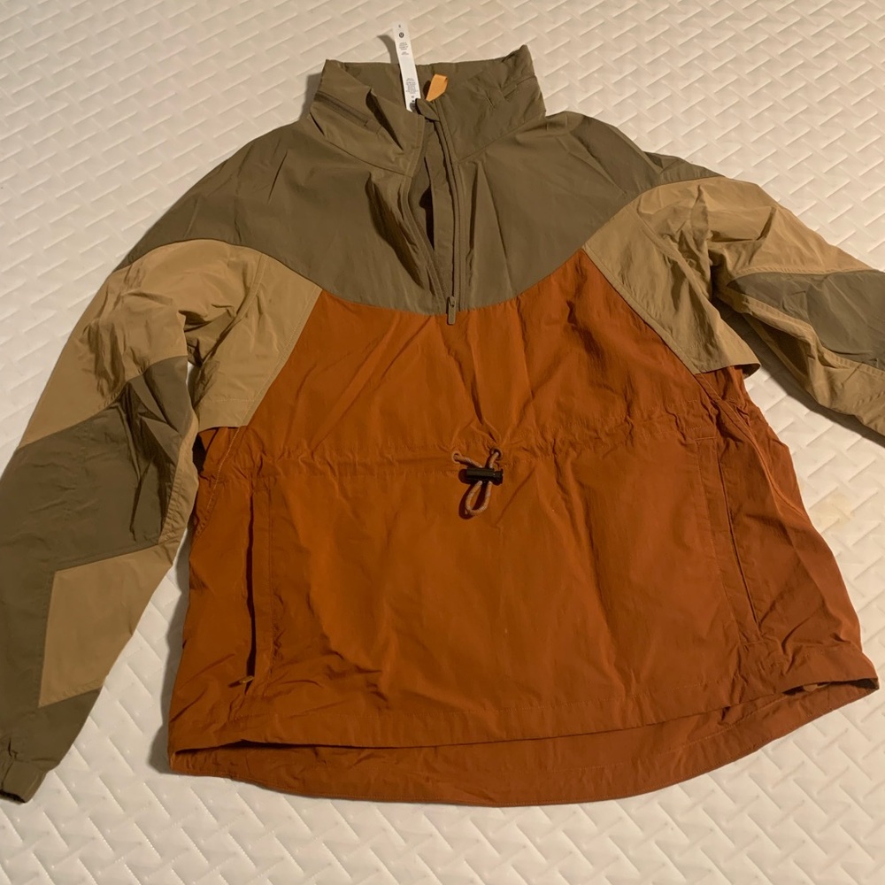 Lululemon Windbreaker